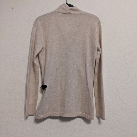 Soft Surroundings Luxe Cashmere Crossover Wrap Sweater Size Small Oatmeal EUC - Picture 4 of 6